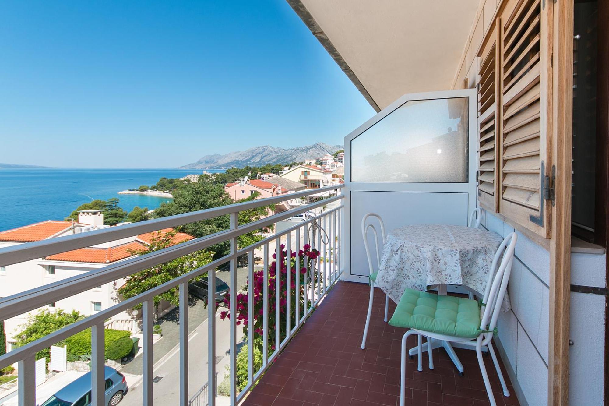 Apartments And Rooms By The Sea Brela, Makarska - 2752 Luaran gambar