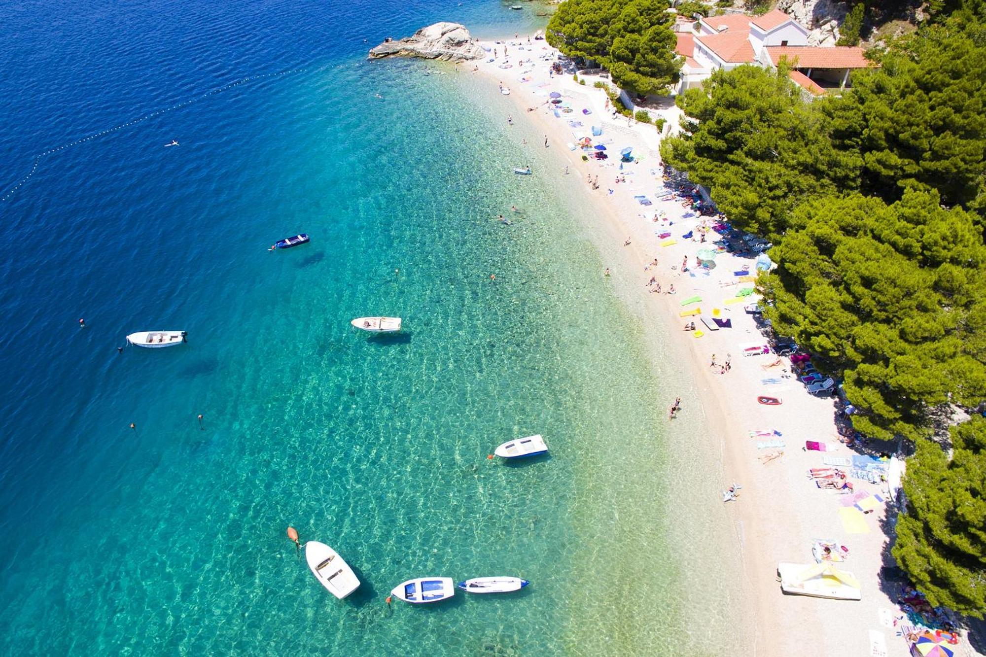 Apartments And Rooms By The Sea Brela, Makarska - 2752 Luaran gambar