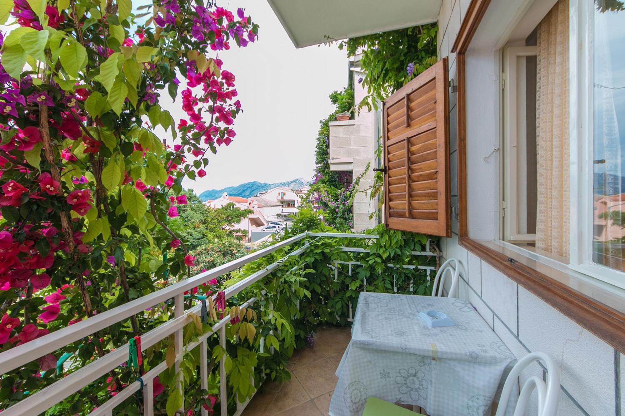 Apartments And Rooms By The Sea Brela, Makarska - 2752 Luaran gambar