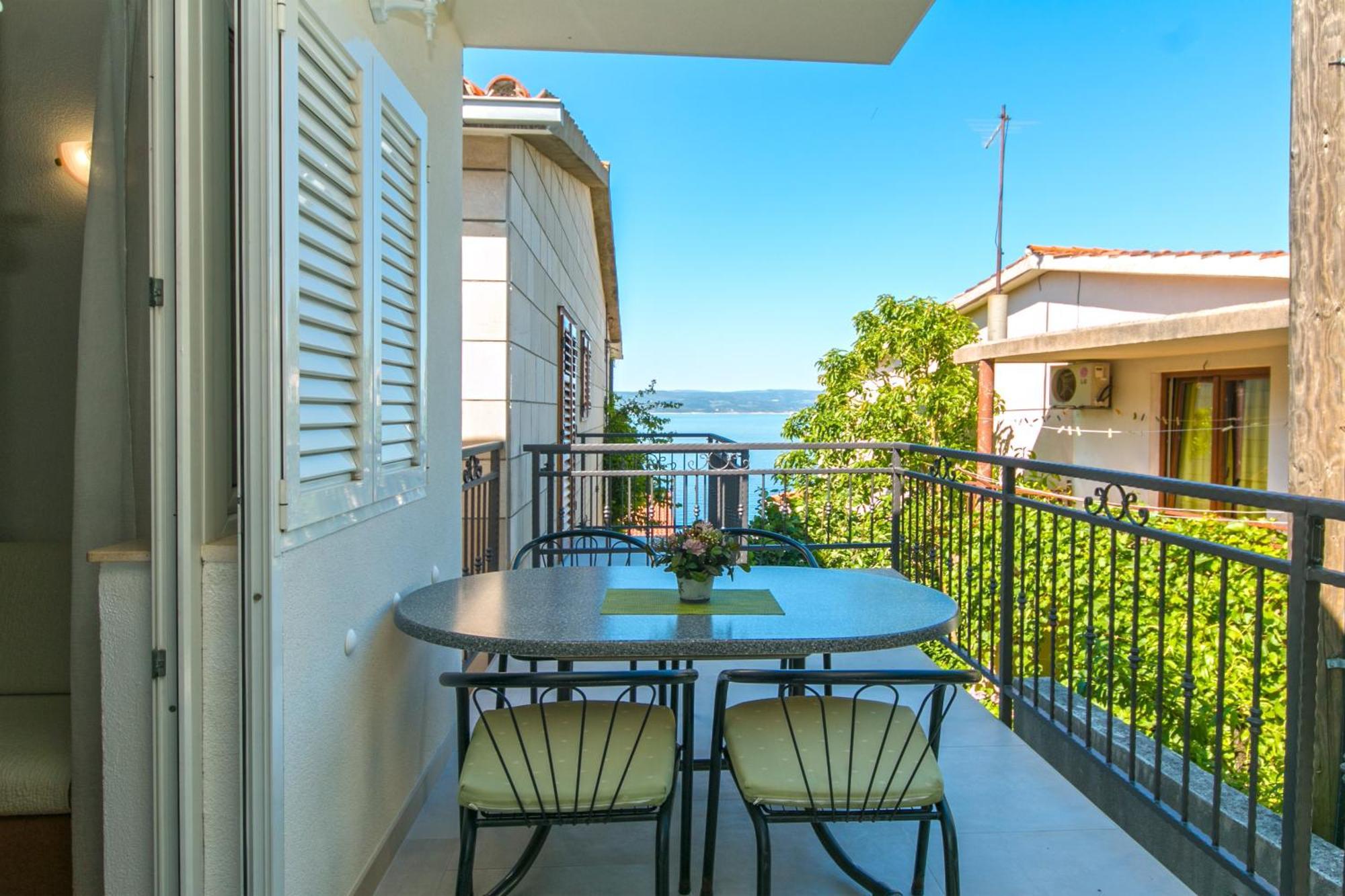 Apartments And Rooms By The Sea Brela, Makarska - 2752 Luaran gambar