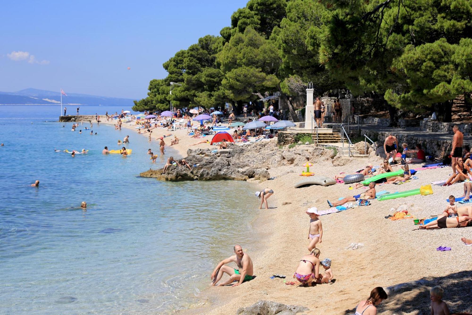 Apartments And Rooms By The Sea Brela, Makarska - 2752 Luaran gambar